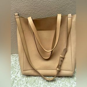 Madewell medium transport tote in natural leather